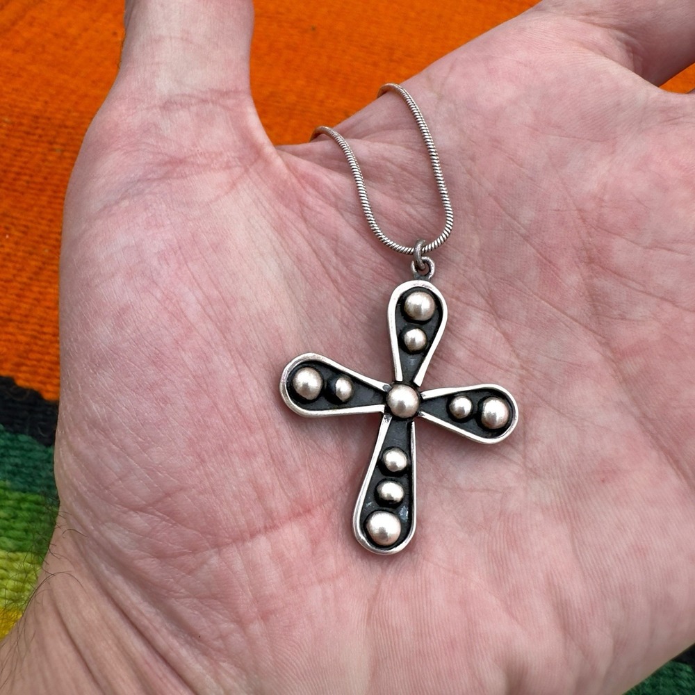 Mexico Taxco TA-161 Sterling Silver Cross Pendant Necklace‎ Solid 925 Raised Dot